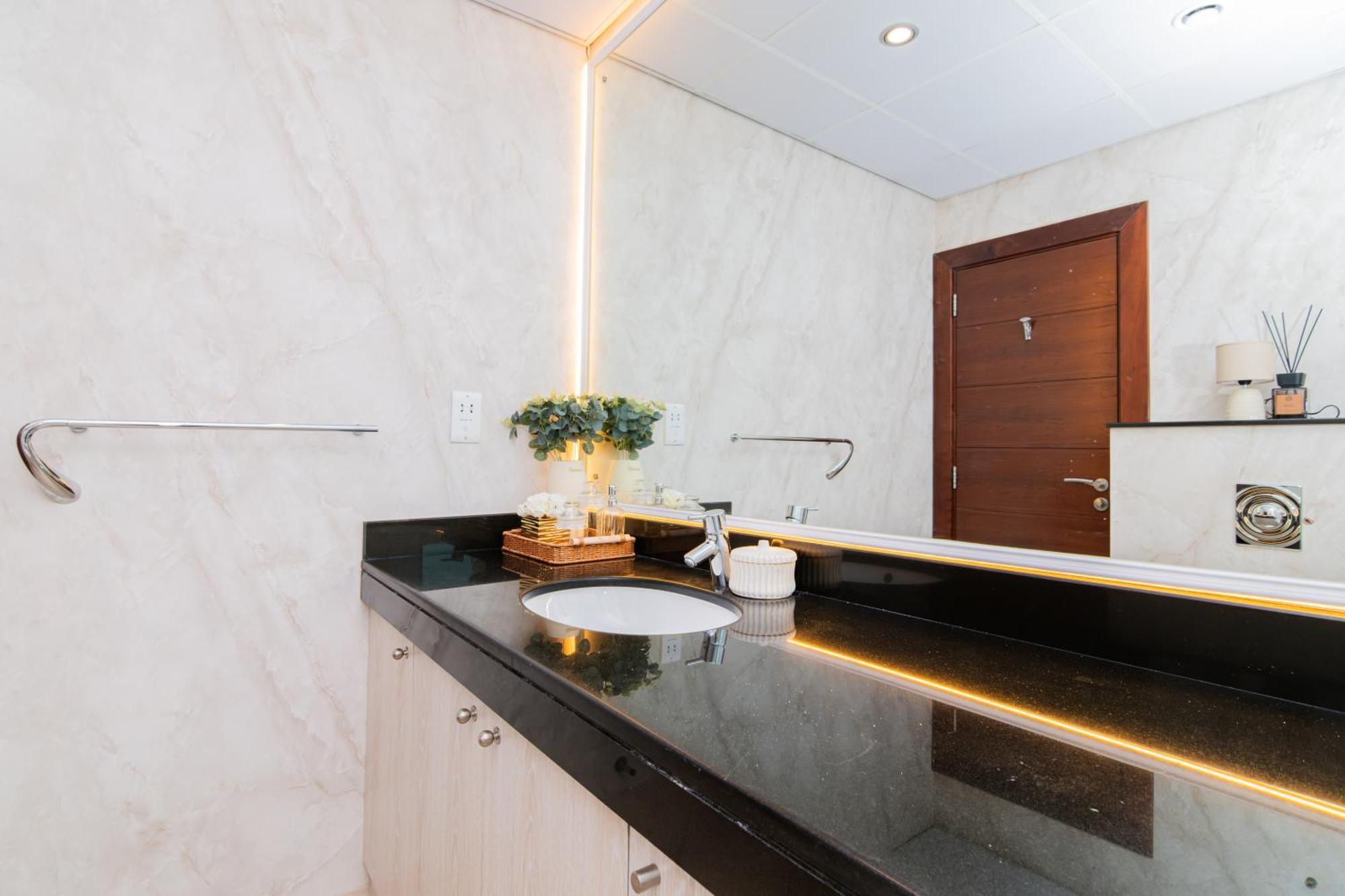 Dubai Marina,Jbr -Luxurious 2 Bedroom King Suite 외부 사진
